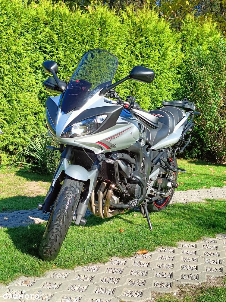 Yamaha FZ6 - 1
