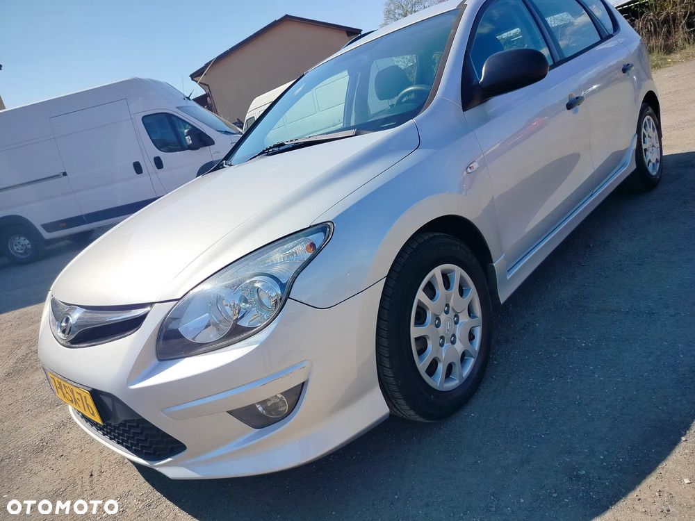 Hyundai i30 i30cw 1.4 blue Comfort - 11