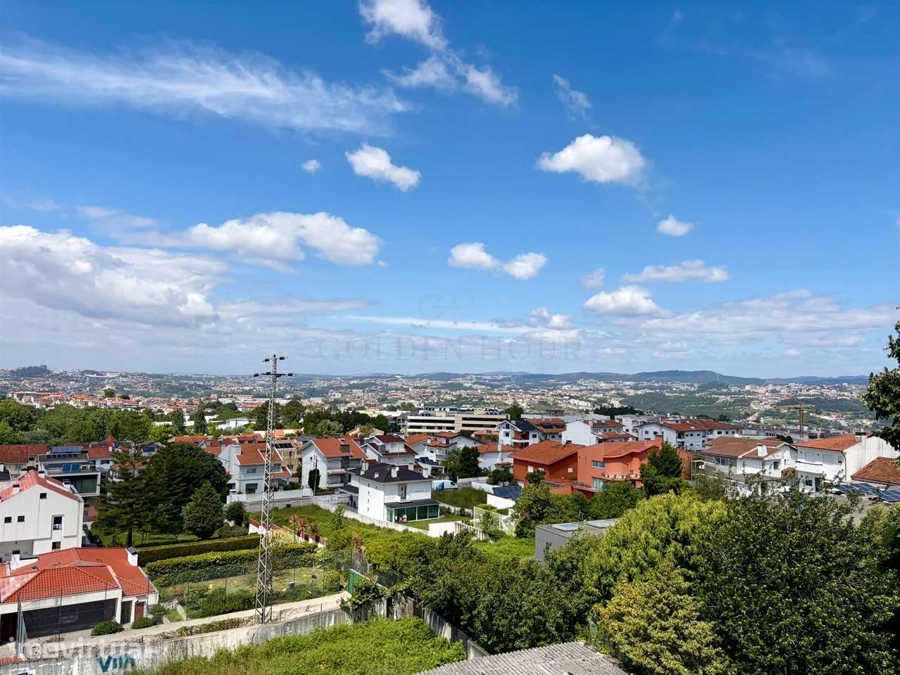 Apartamento T4 para Arrendar em Oliveira do Douro - Grande imagem: 2/31