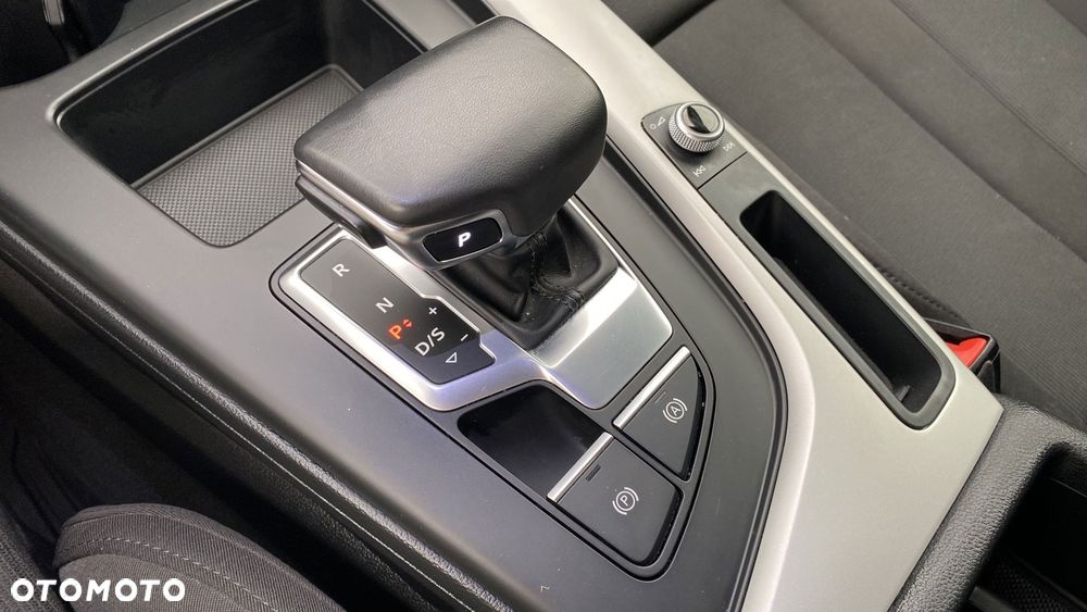 Audi A4 Avant 35 TFSI mHEV S tronic - 18