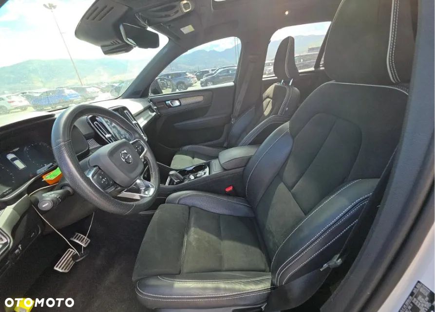 Volvo XC 40 T5 AWD R-Design - 7