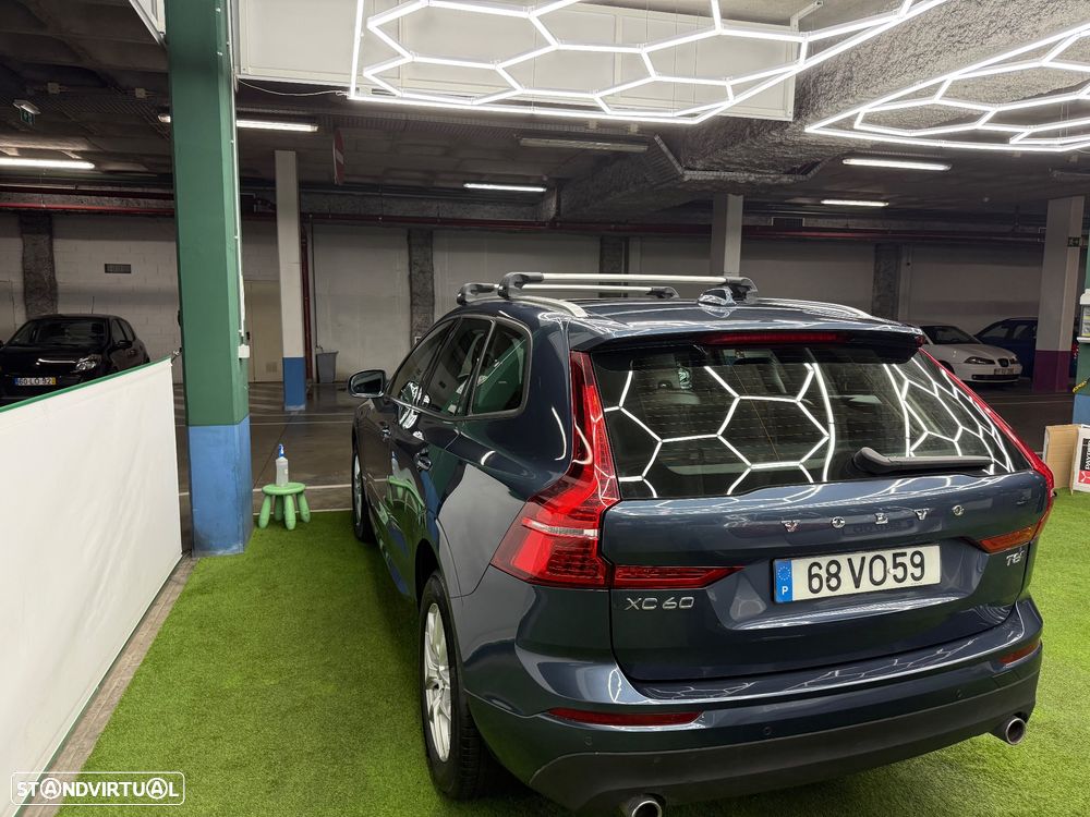 Volvo XC 60 2.0 T8 PHEV Momentum AWD - 3