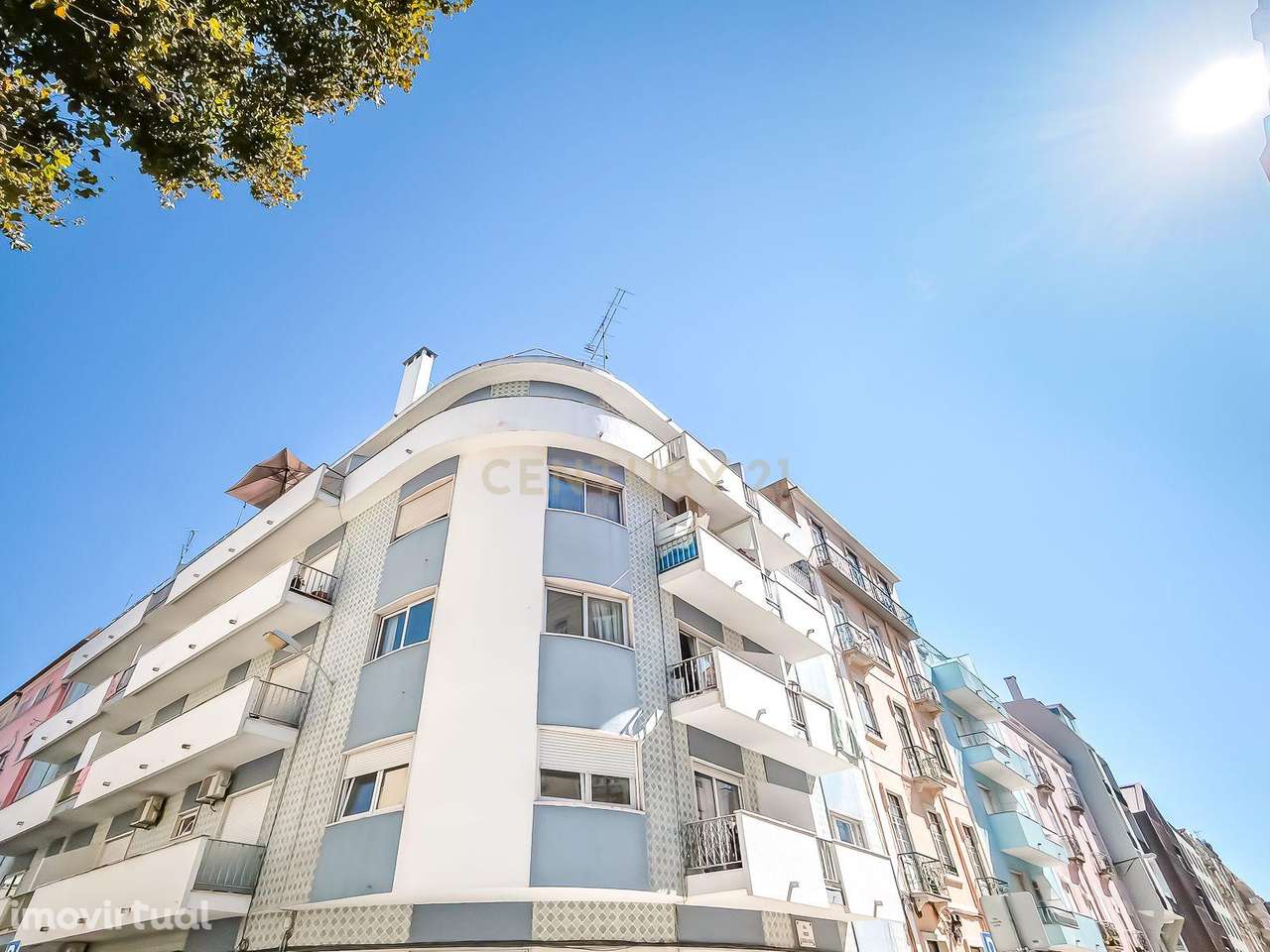 Campo de Ourique – T1 com Vista Panorâmica - Grande imagem: 4/27