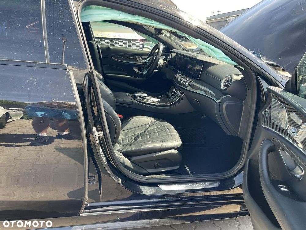 Mercedes-Benz CLS - 11