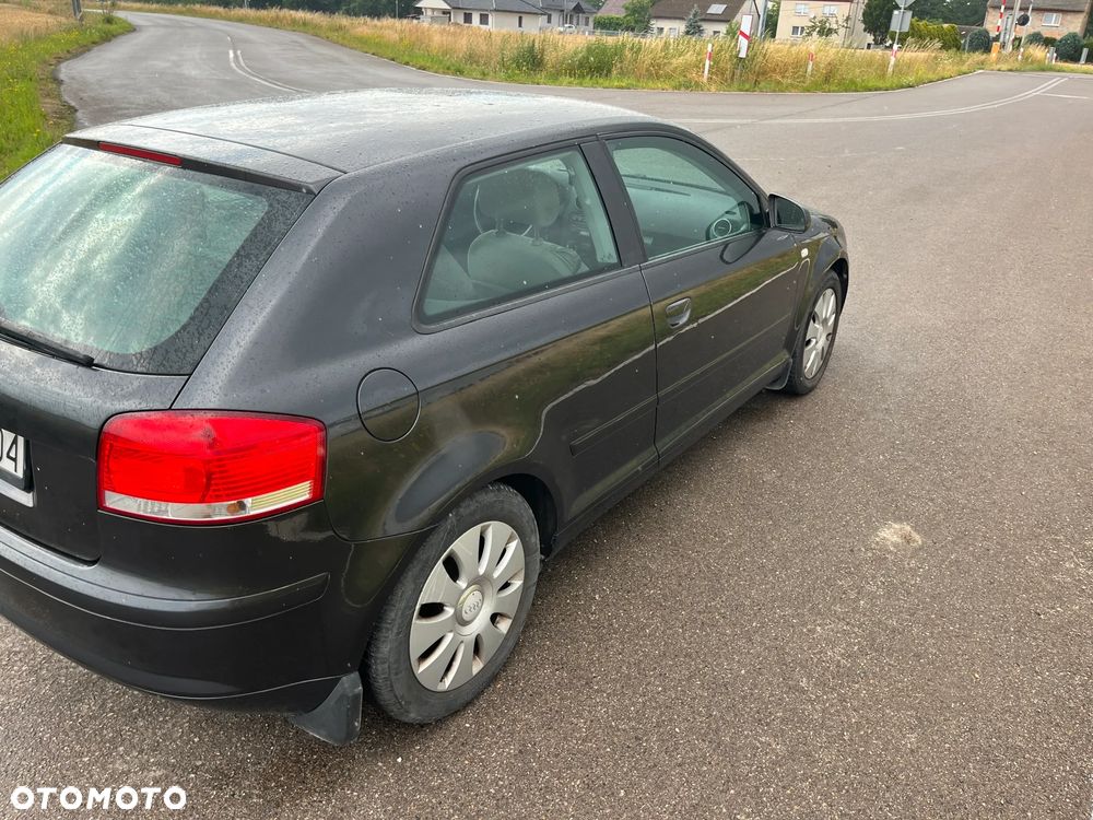 Audi A3 3-drzwiowe 1.9 TDI Ambition - 4