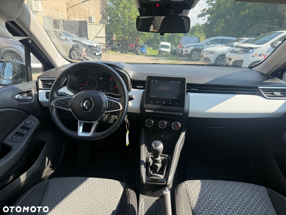 Renault Clio - 9