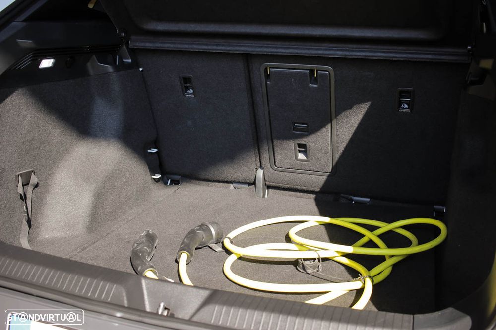 VW ID.4 Pro - 9