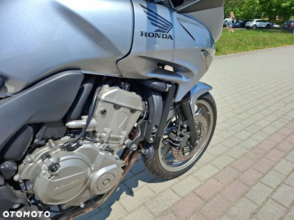 Honda CBF - 22
