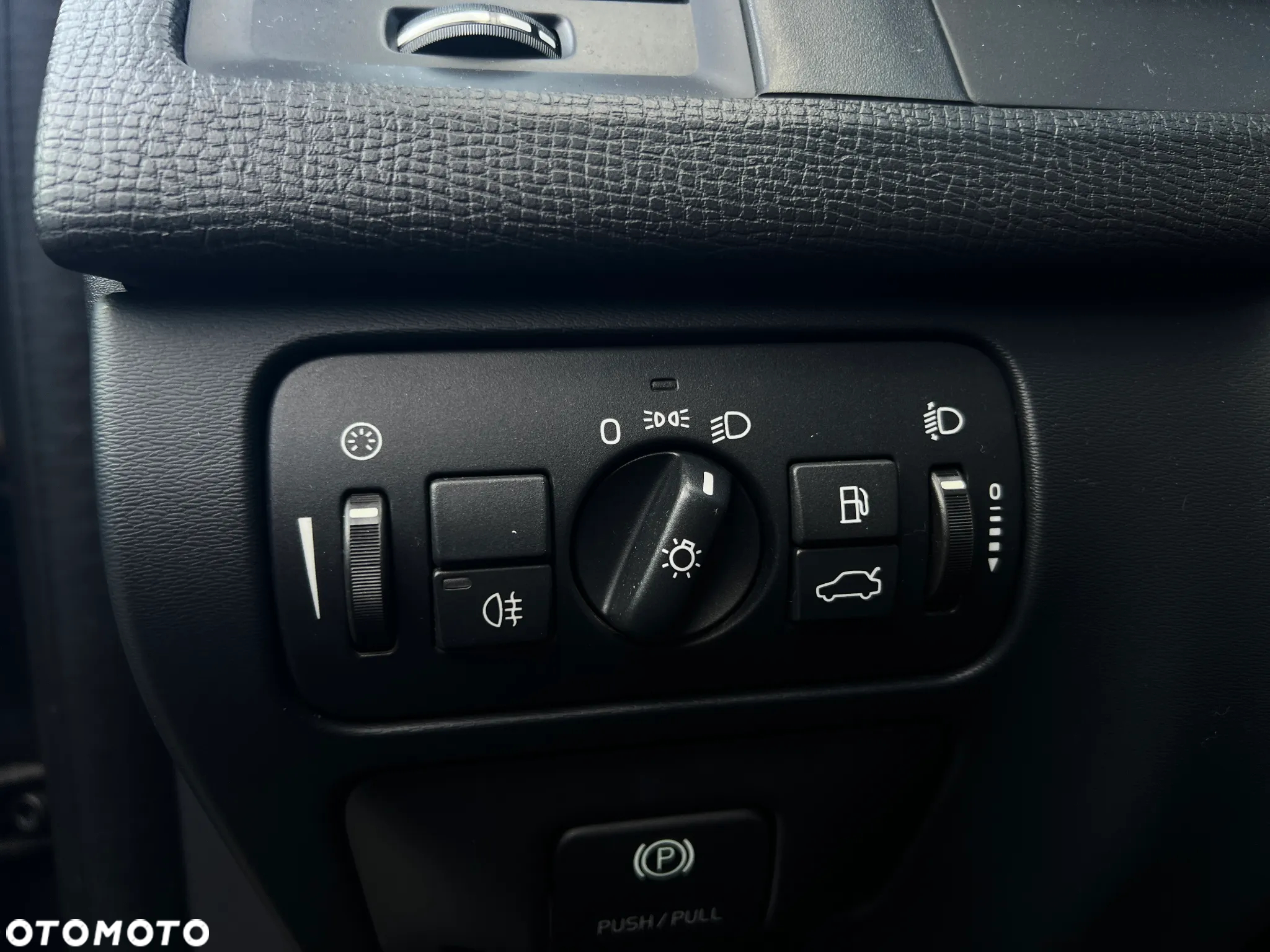 Volvo XC 60 T6 AWD Kinetic - 14