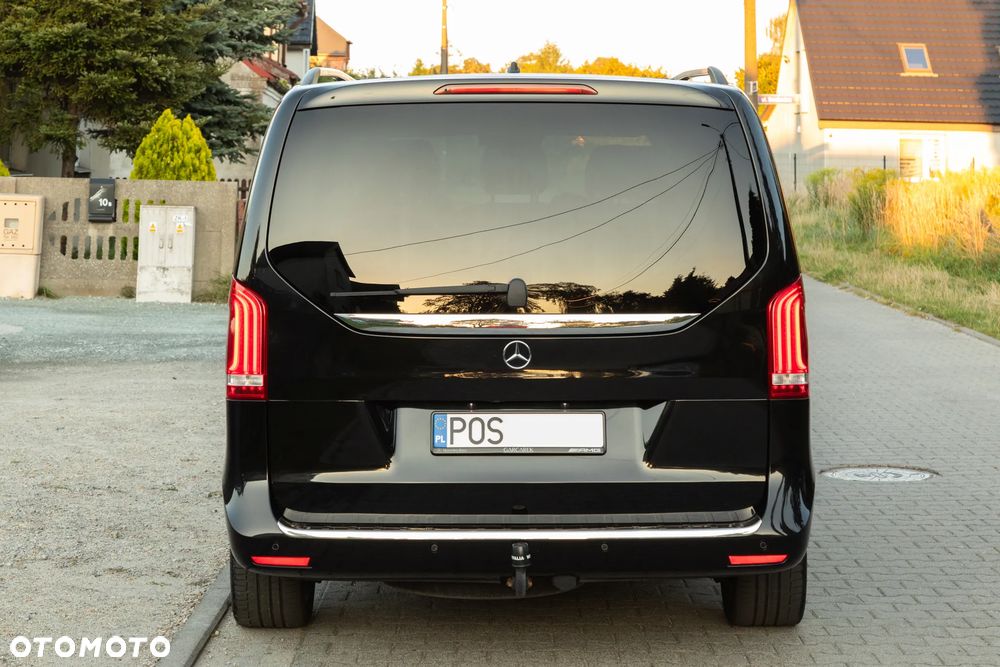 Mercedes-Benz Klasa V - 6