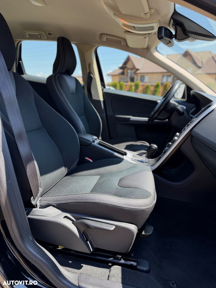 Volvo XC 60 - 6