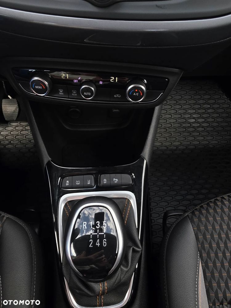 Opel Crossland X - 37