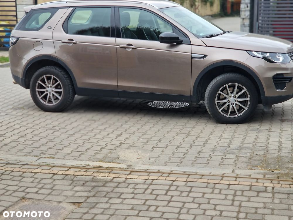 Land Rover Discovery Sport 2.0 TD4 HSE - 4