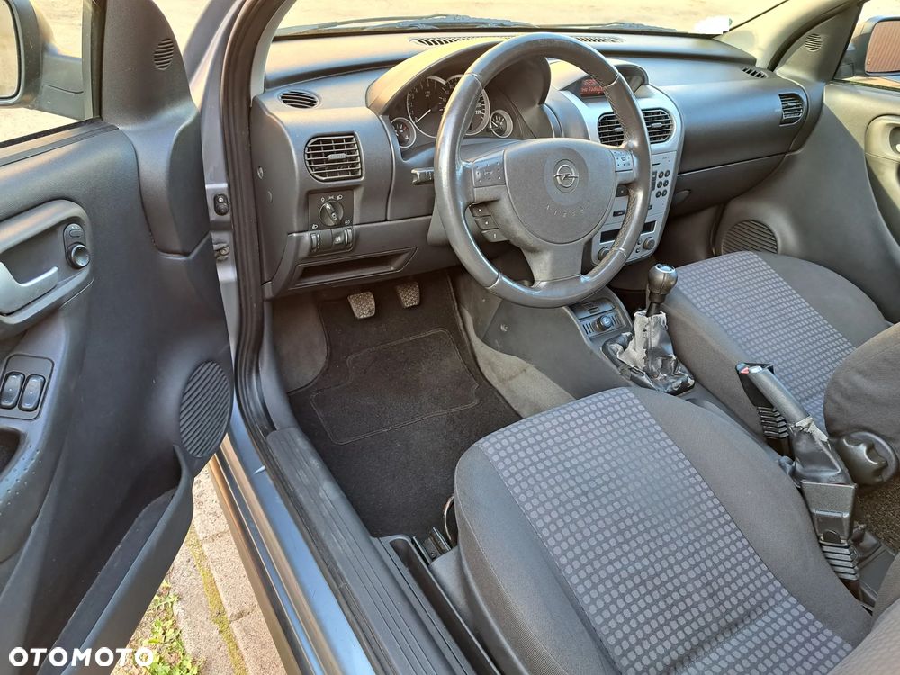 Opel Corsa - 8