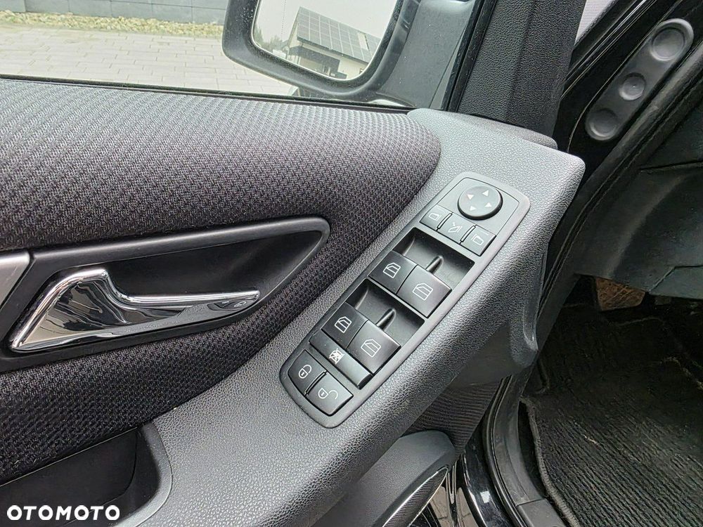 Mercedes-Benz Klasa B - 22