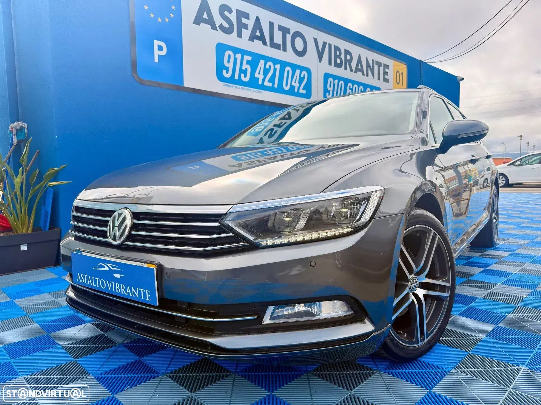 VW Passat Variant - 1