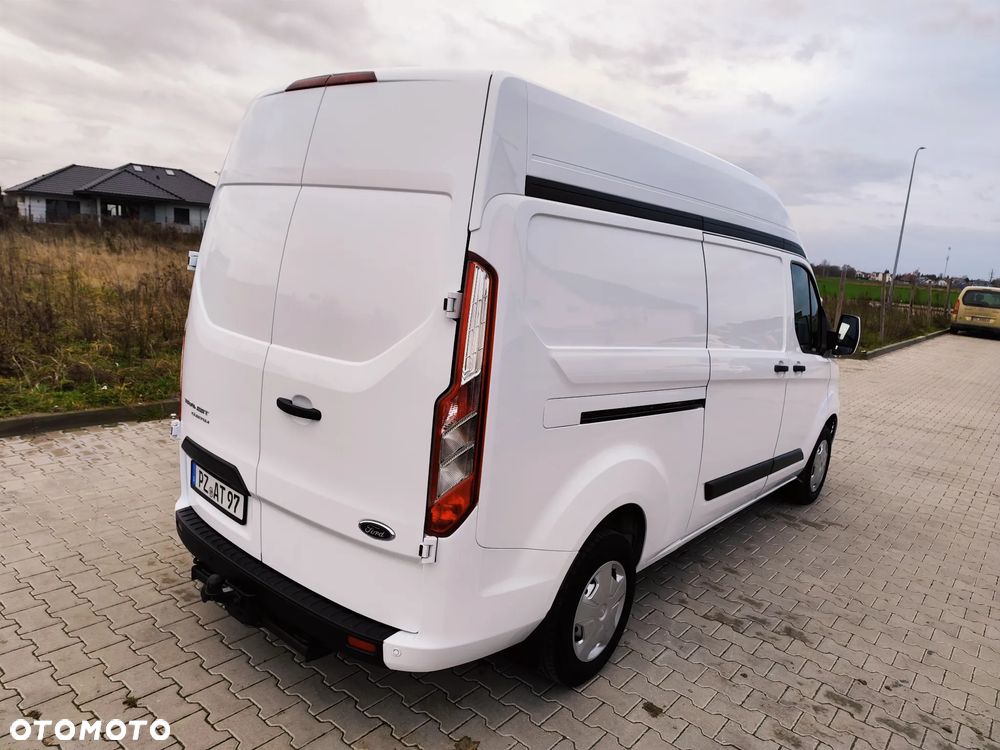Ford Transit Custom - 10