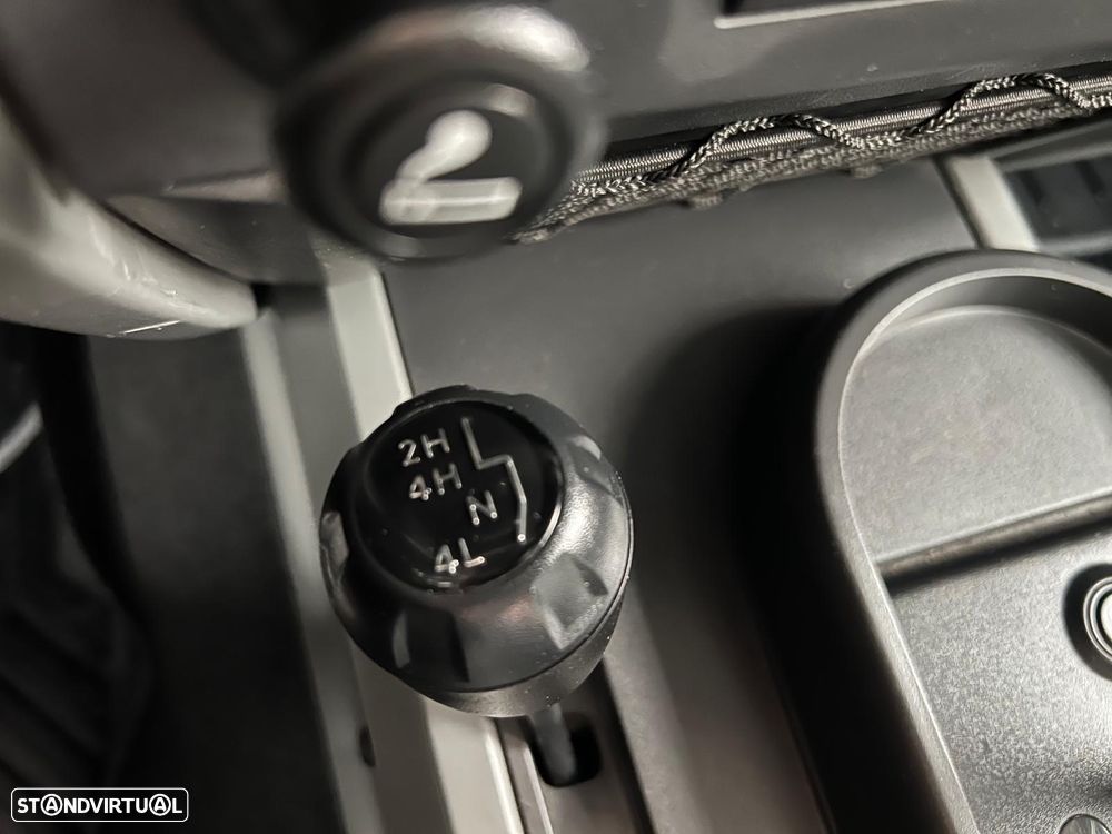 Jeep Wrangler 2.8 CRD ATX Sport - 11