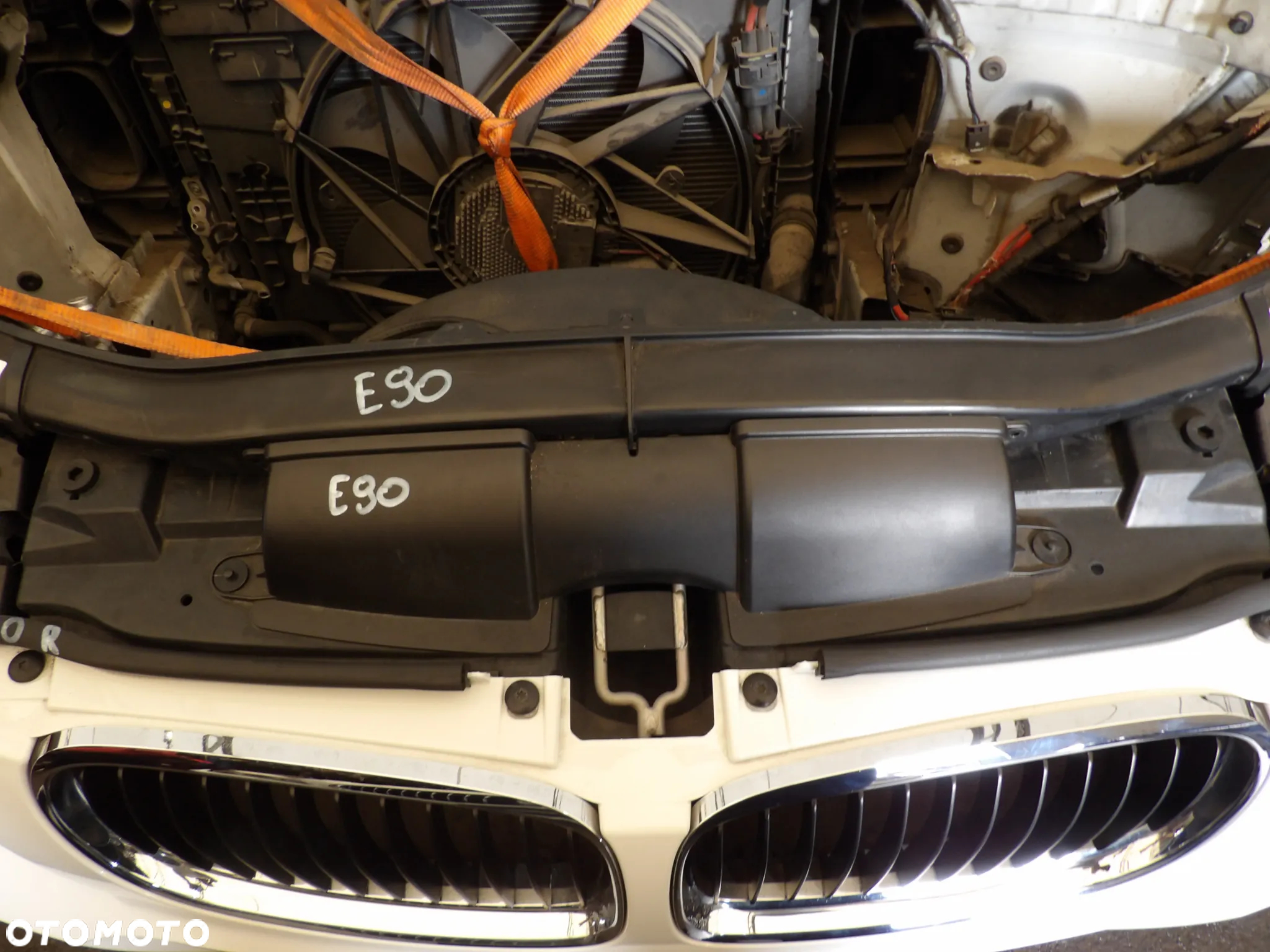 BMW - E90 - M PAKIET - LIFT -KOMPLETNY PRZÓD - MASKA , BLOTNIKI , ZDERZAK , LAMPY , PAS PRZEDNI Z CHŁODNICAMI - STAN IDEALNY - 4