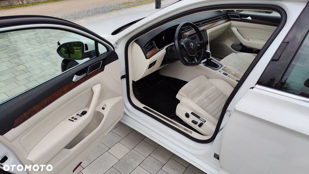 Volkswagen Passat 2.0 TDI Bi-Turbo BMT 4Mot Highline DSG - 7