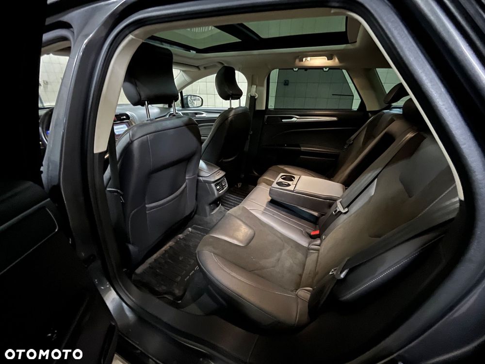 Ford Mondeo 2.0 TDCi Bi-Turbo Titanium PowerShift - 7