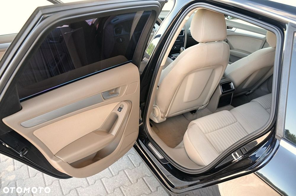 Audi A4 Avant - 15