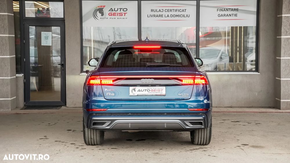 Audi Q8 - 7