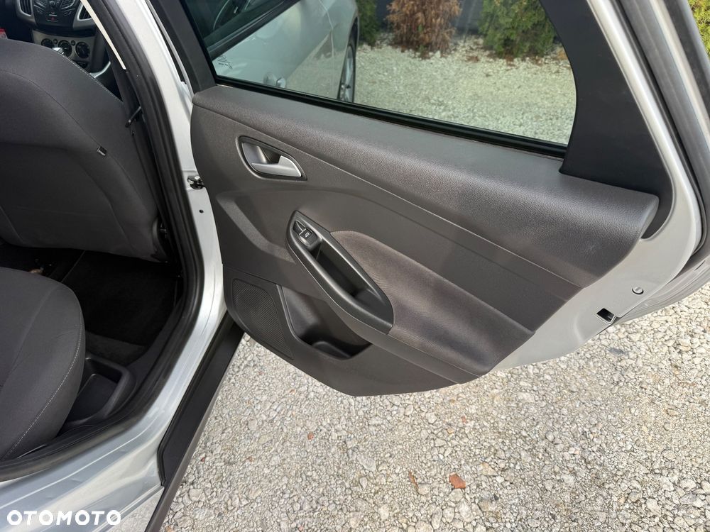 Ford Focus - 17