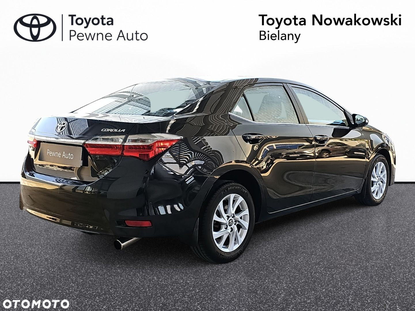 Toyota Corolla - 25