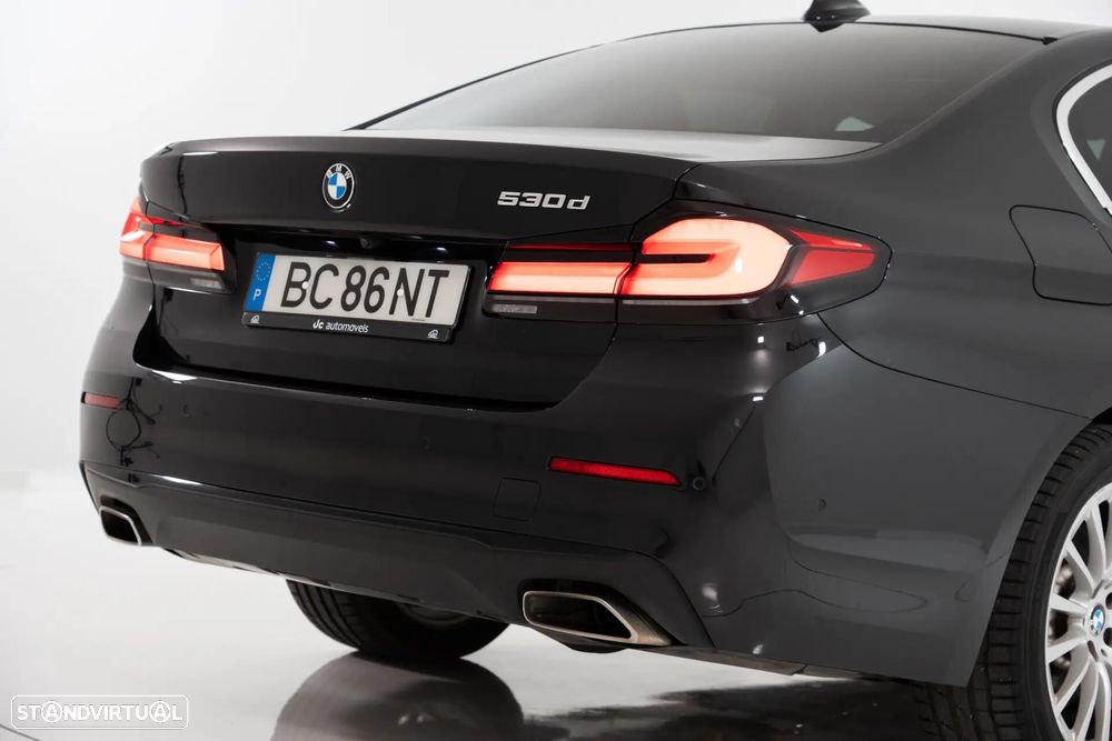 BMW 530 d Line Luxury Auto - 13