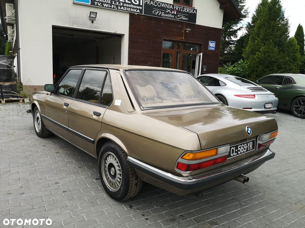 BMW Seria 5 - 11
