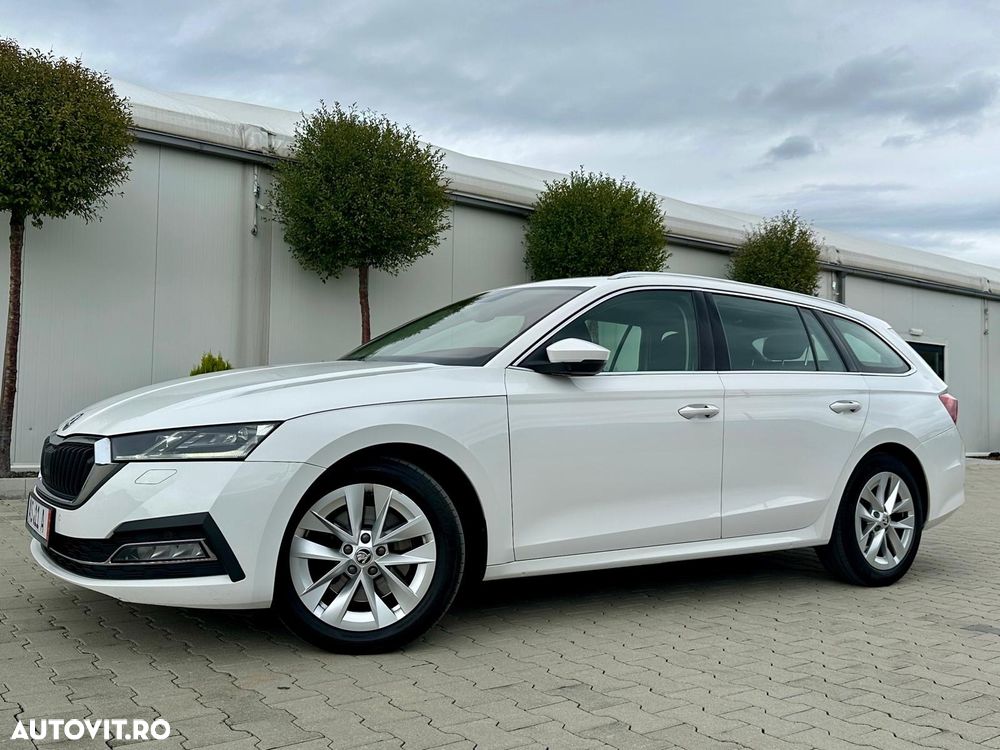 Skoda Octavia Combi 2.0 TDI DSG First Edition - 6