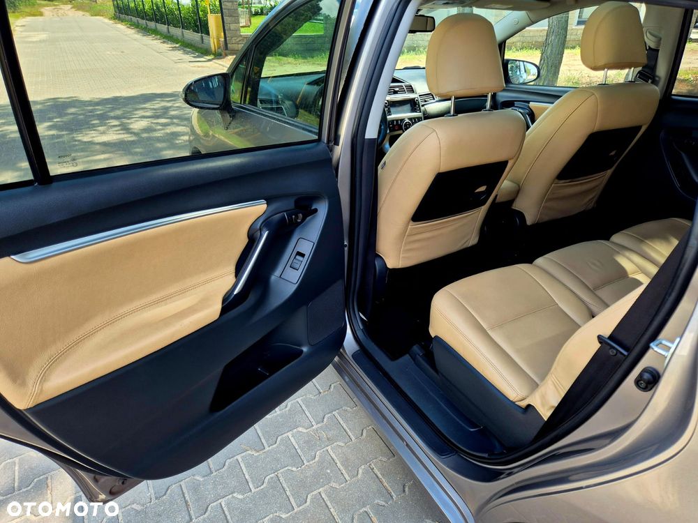 Toyota Verso 1.6 5-Sitzer Comfort - 14