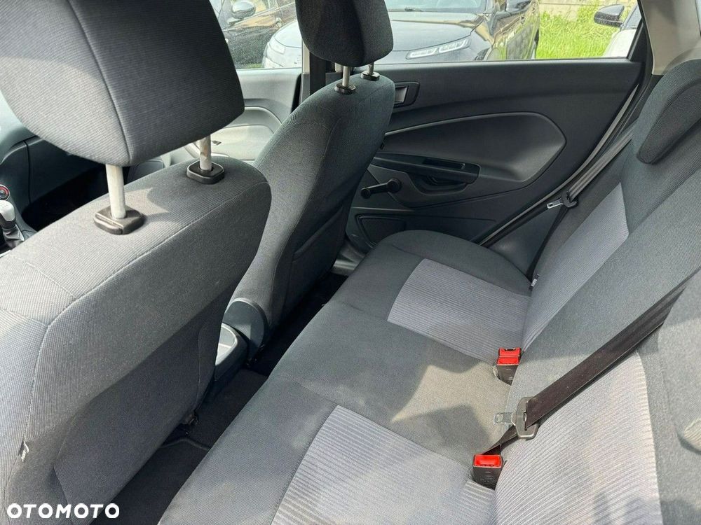 Ford Fiesta - 8
