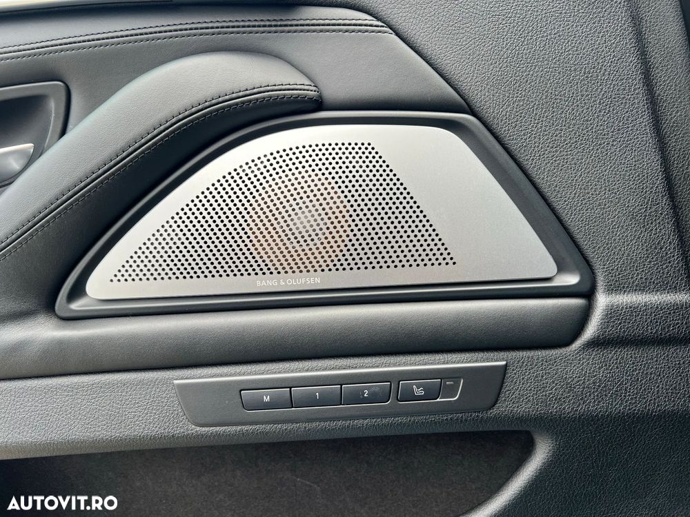 BMW Seria 5 550i xDrive AT - 9