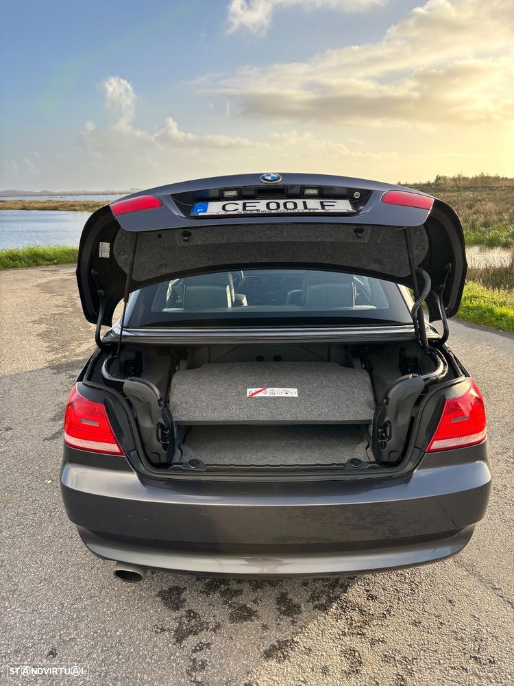 BMW 320 i Cabrio - 11