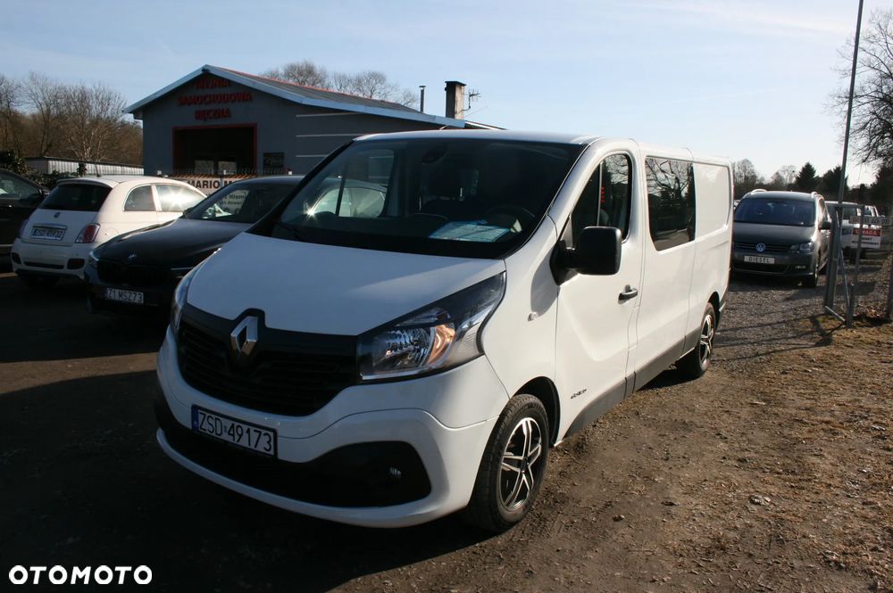 Renault TRAFIC - 1