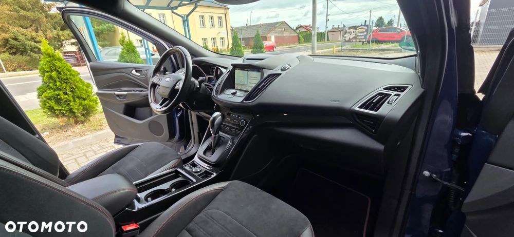 Ford Kuga 1.5 EcoBoost 4x4 ST-Line - 39