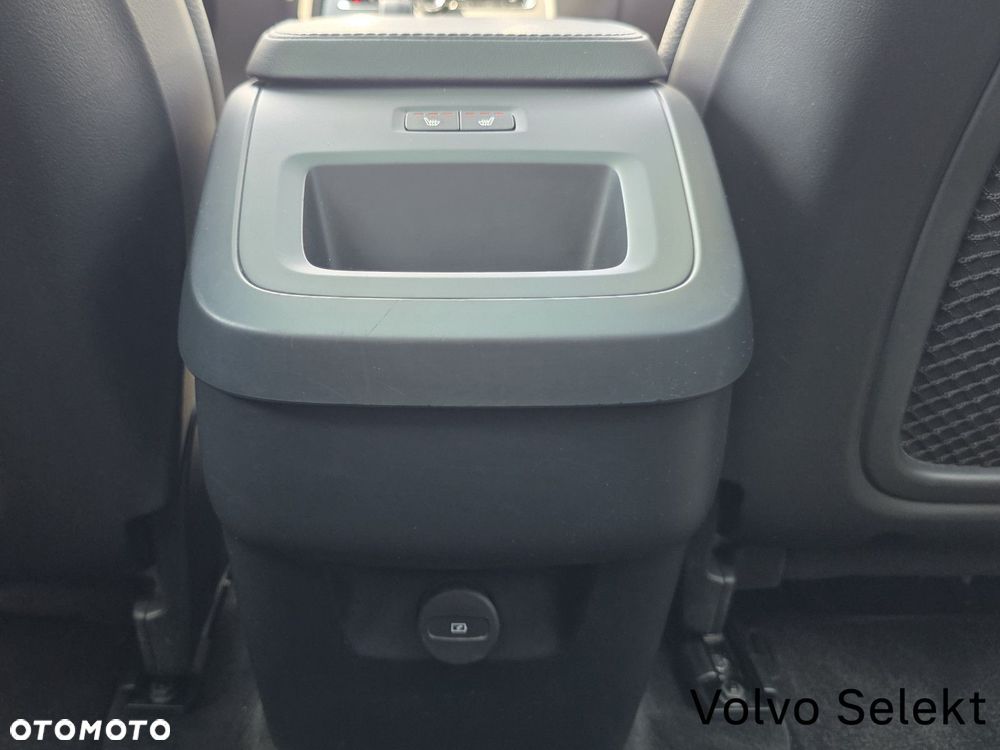 Volvo XC 90 - 34