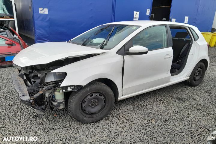 Grila proiector dreapta 6R0853666D 6R0853666D Volkswagen VW Polo 5 6R - 6
