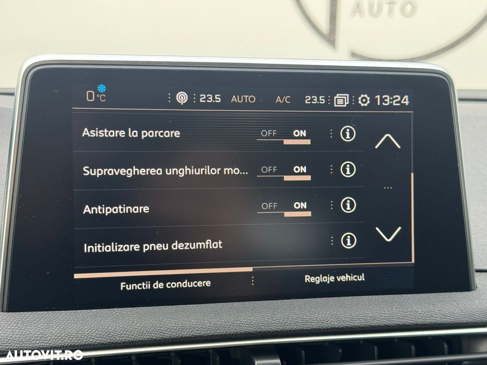 Peugeot 5008 1.5L BlueHDI EAT8 S&S Allure Pack - 32