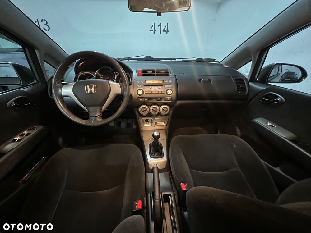 Honda City 1.4 Comfort - 9