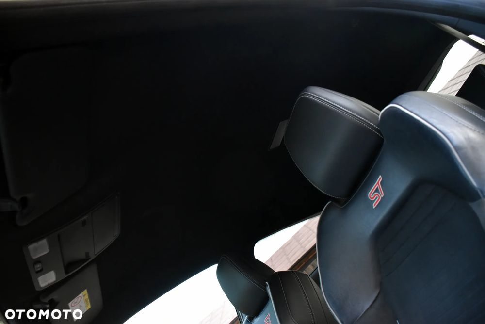Ford Fiesta 1.5 EcoBoost S&S ST X - 20