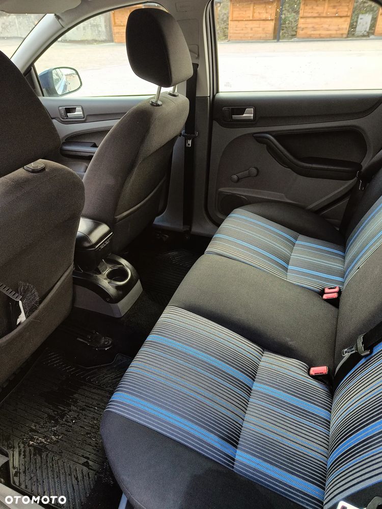 Ford Focus 1.6 Trend - 9
