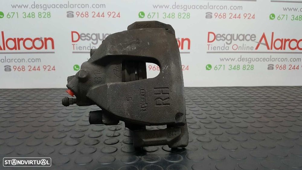 PINÇA DE TRAVÃO FRENTE DIREITA FORD FOCUS TURN. (CB8) TREND - 6