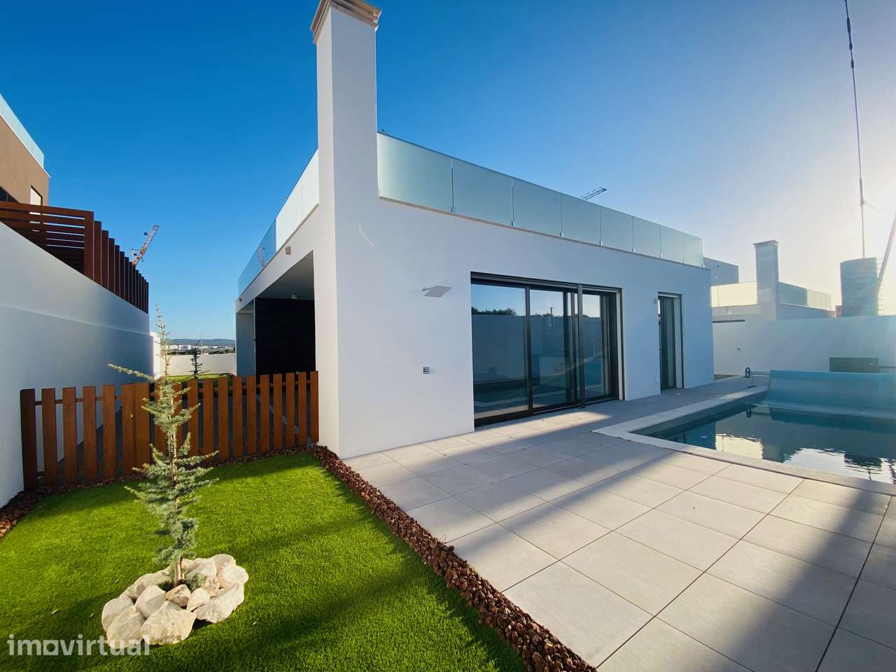 Moradias T4 de qualidade superior com piscina - Salir do Porto - Grande imagem: 5/26