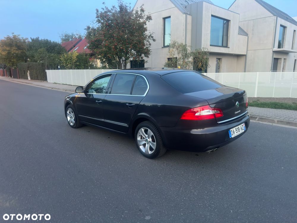 Skoda Superb 2.0 TDI Platinum - 15