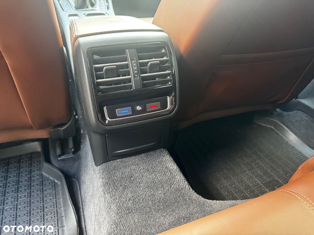 Volkswagen Passat 2.0 TDI BMT Comfortline - 10
