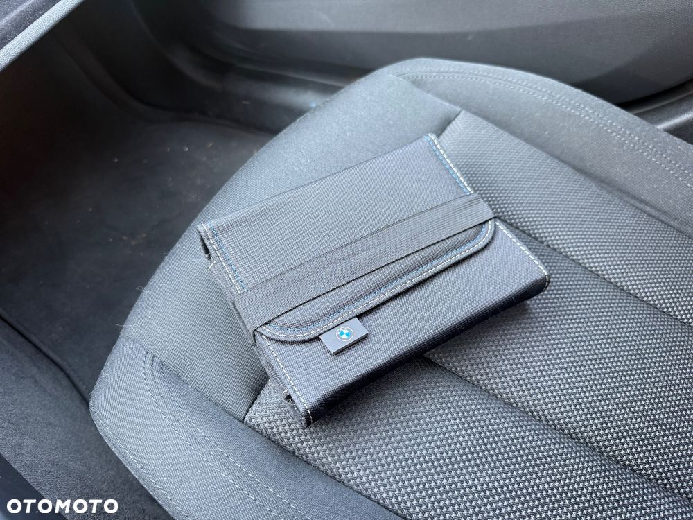 BMW Seria 3 320d MHEV Luxury Line - 8