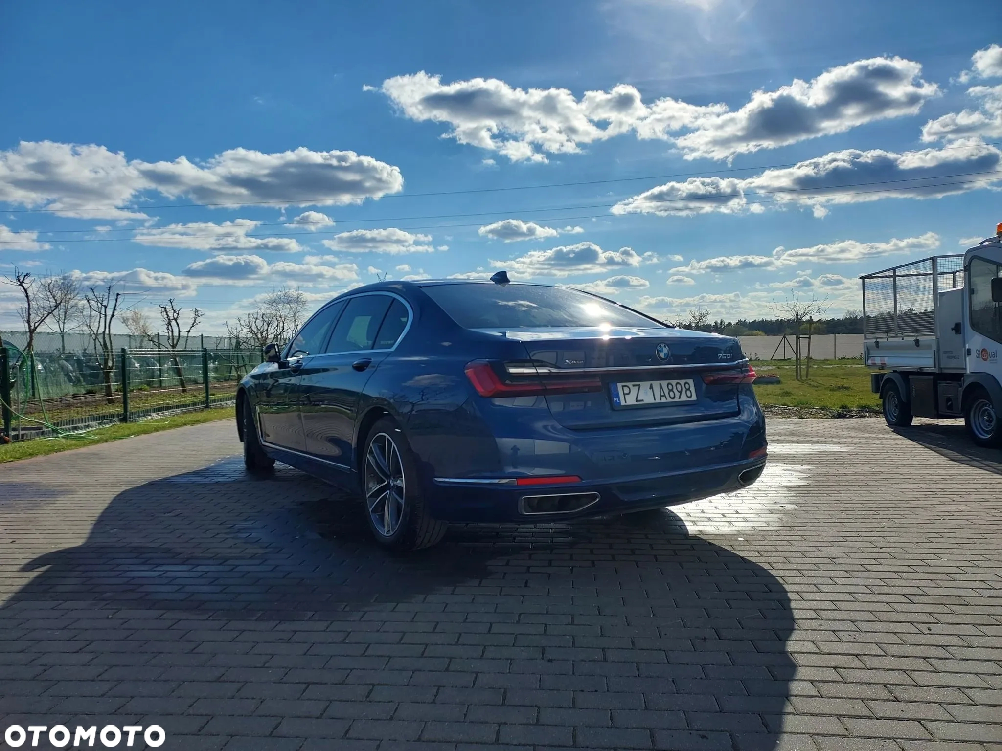 BMW Seria 7 750Li xDrive - 5